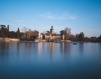 Fleuve de Madrid Madrid Fleuve Monument Forêt